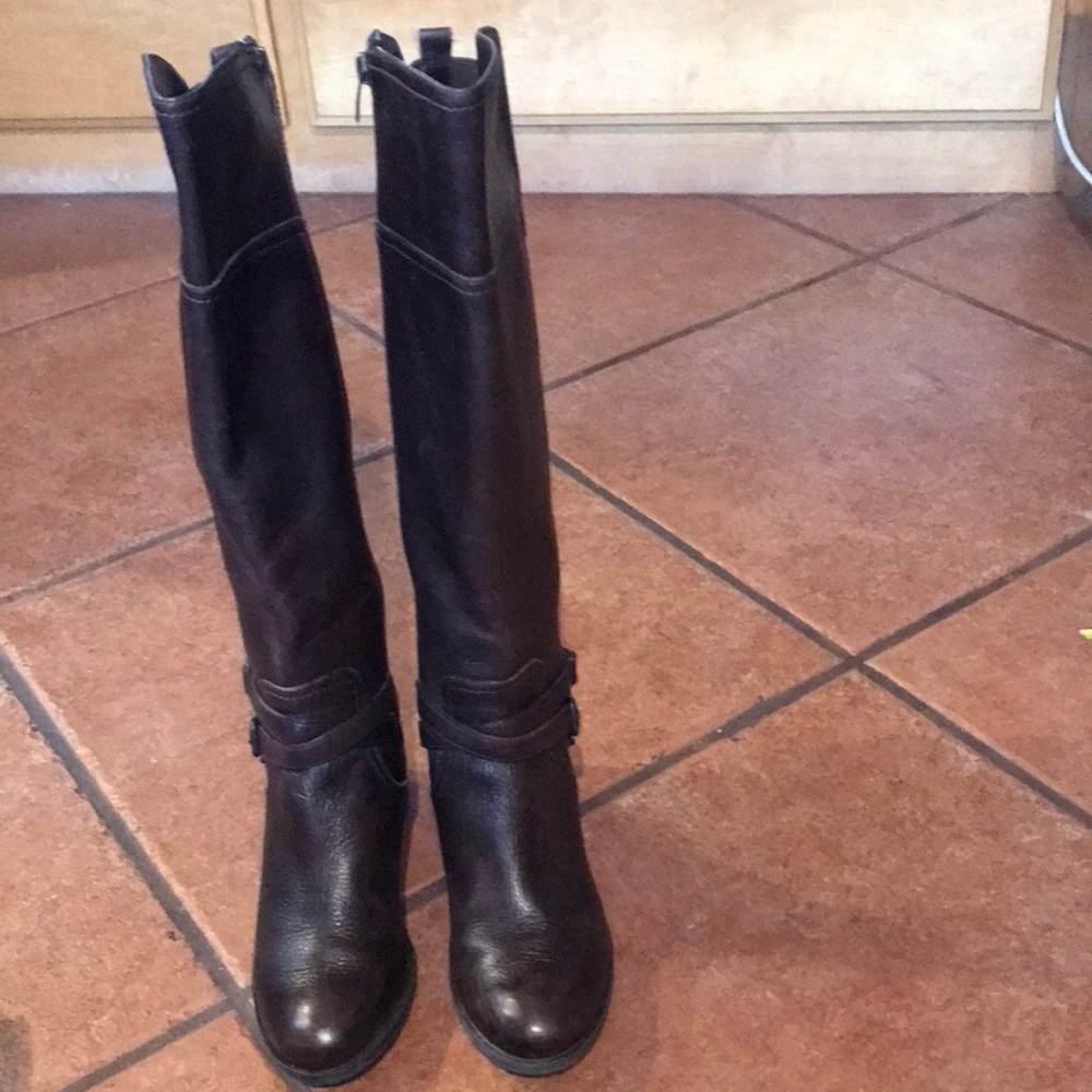 Marc Fisher brown leather winter boots size 8